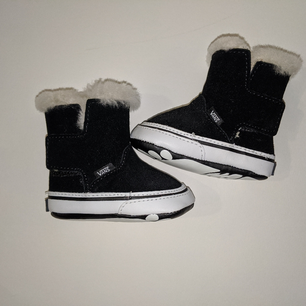 Vans Crib Fur Boots